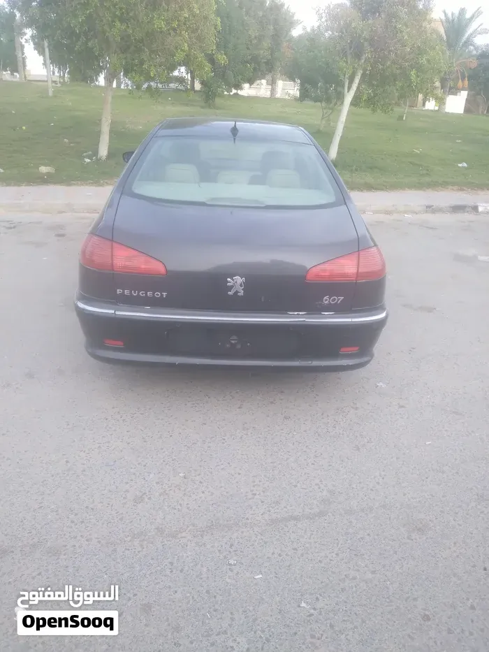 Peugeot 607 2008 photo 3