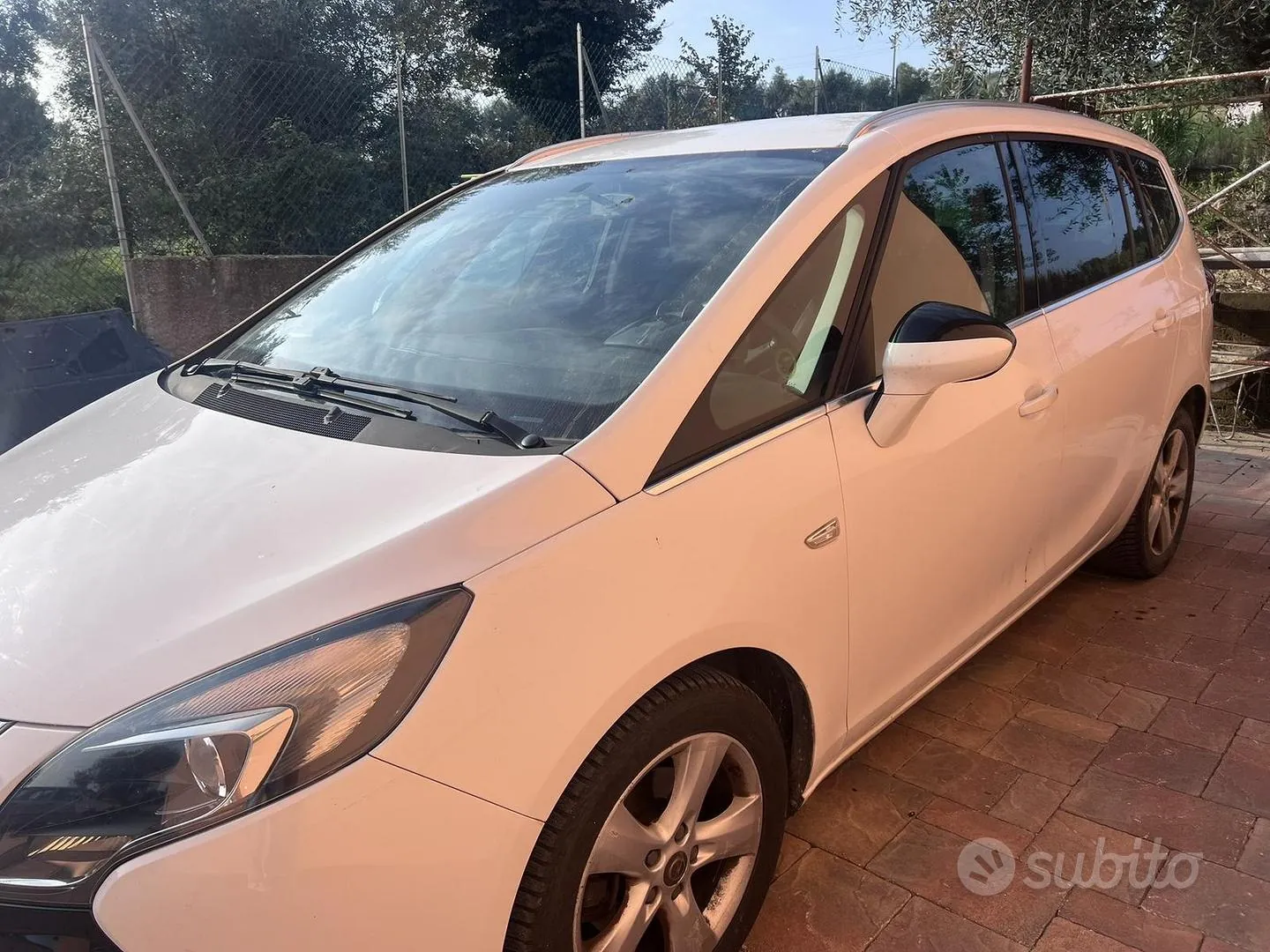 Opel Zafira 2011 photo 4