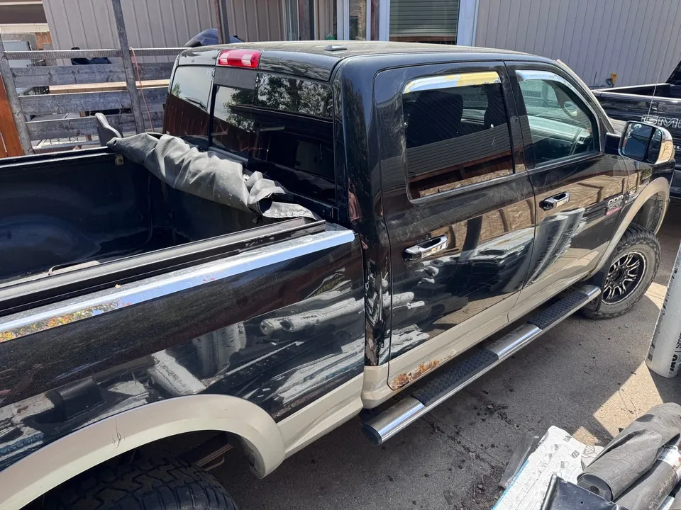 Dodge Ram 3500 2010 photo 3
