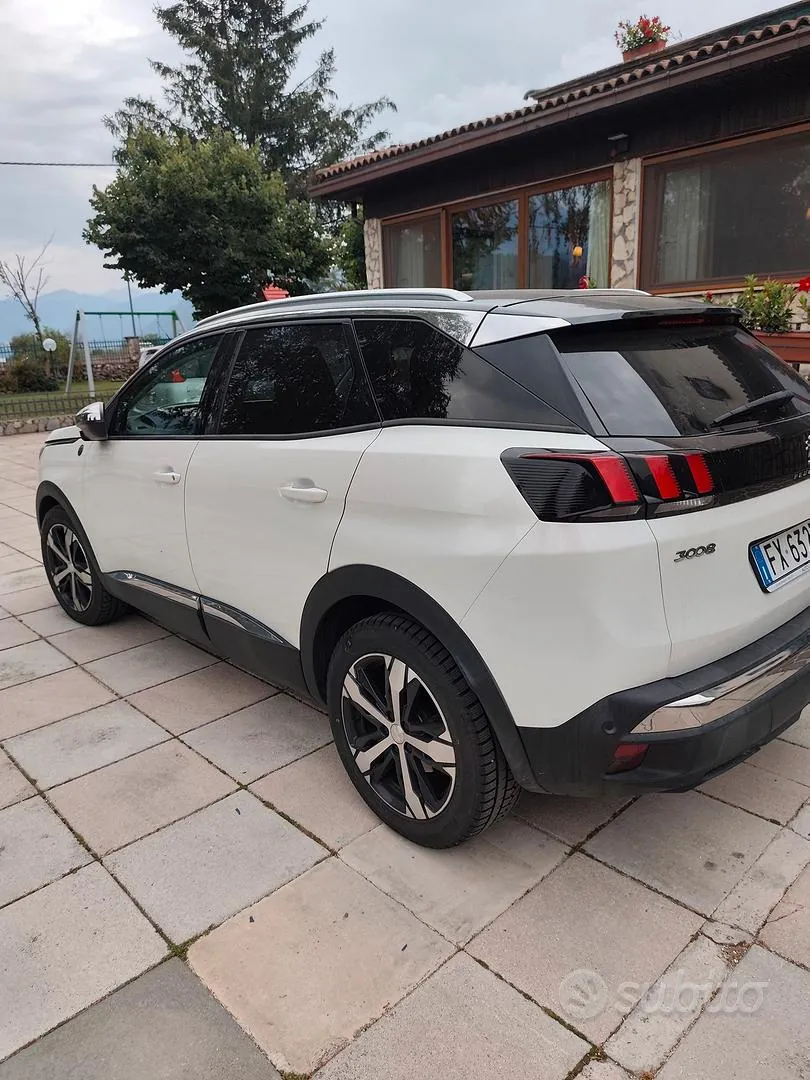 Peugeot 3008 2019 photo 5