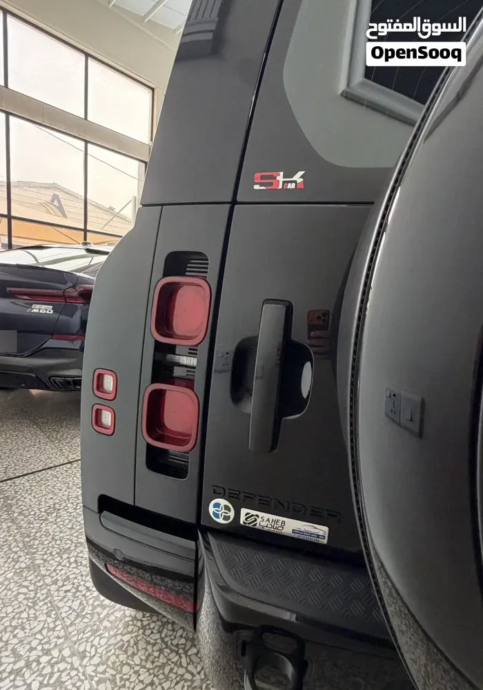 Land Rover Defender