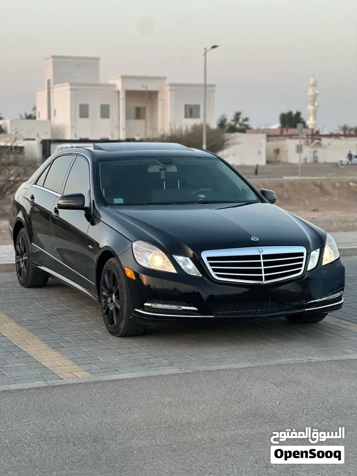 Mercedes-Benz E-Class 2012 photo 2