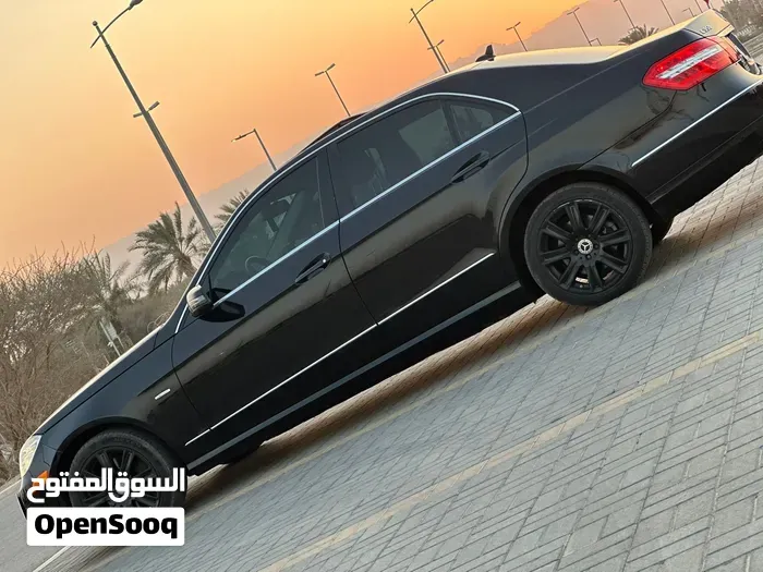 Mercedes-Benz E-Class 2012 photo 3