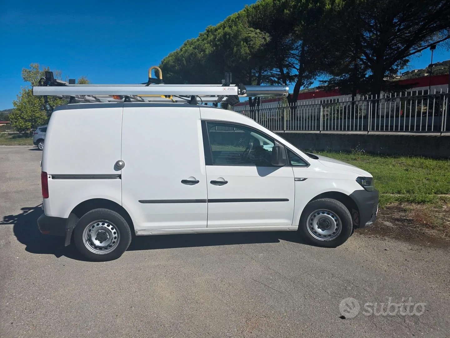 Volkswagen Caddy 2019 photo 2
