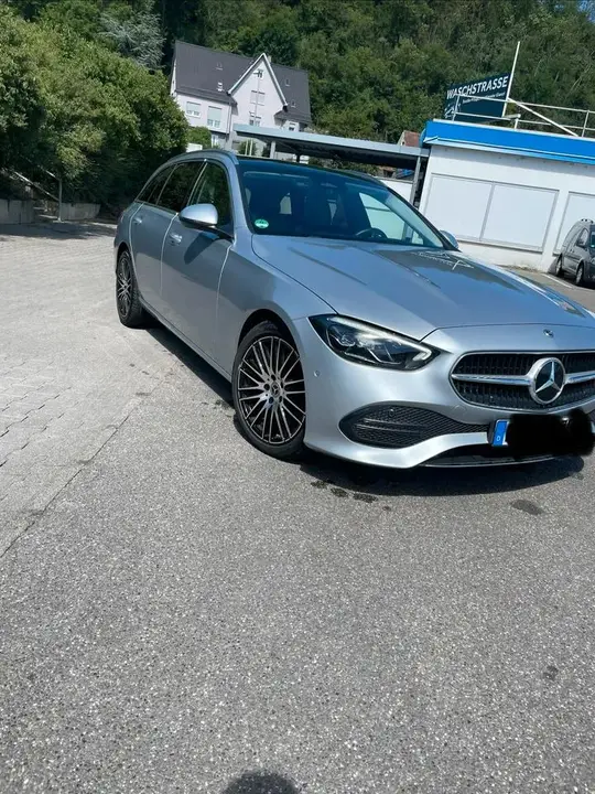 Mercedes-Benz C200