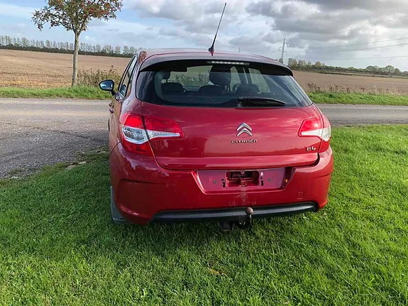 Citroen C4 2012 photo 2