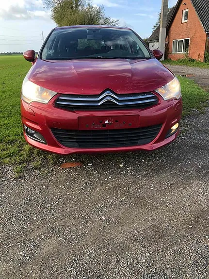 Citroen C4 2012 photo 4