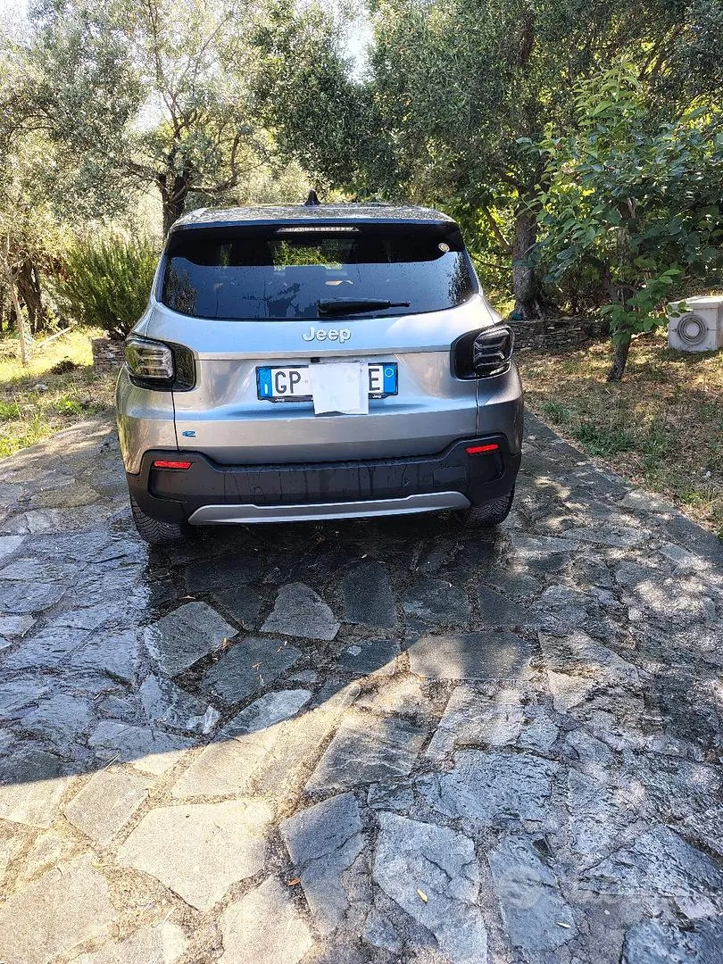 Jeep Avenger 2023 photo 2