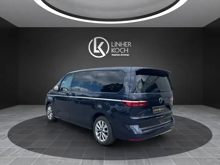 Volkswagen Multivan 2025 photo 3