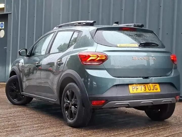 Dacia Sandero Stepway 2023 photo 2