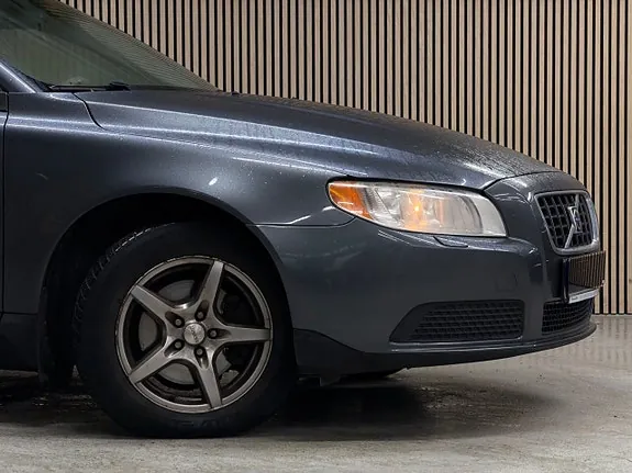 Volvo V70 2008 photo 4