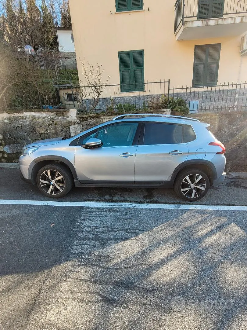 Peugeot 2008 2018 photo 2