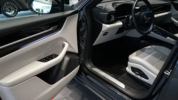 Porsche Macan 2025 photo 5