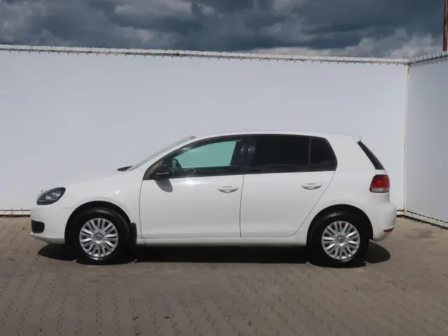 Volkswagen Golf 2009 photo 2
