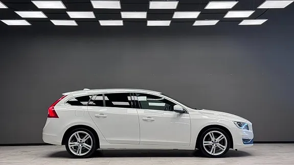 Volvo V60 2017 photo 4