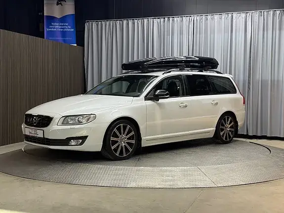 Volvo V70 2015 photo 2