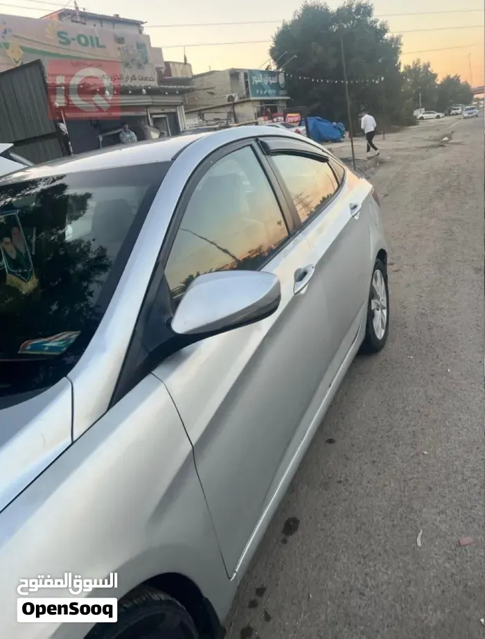 Hyundai Accent 2014 photo 4
