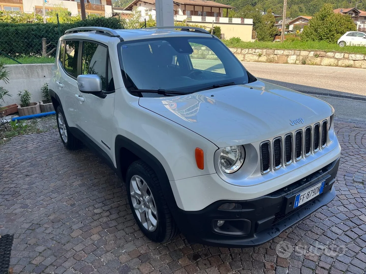 Jeep Renegade 2016 photo 2