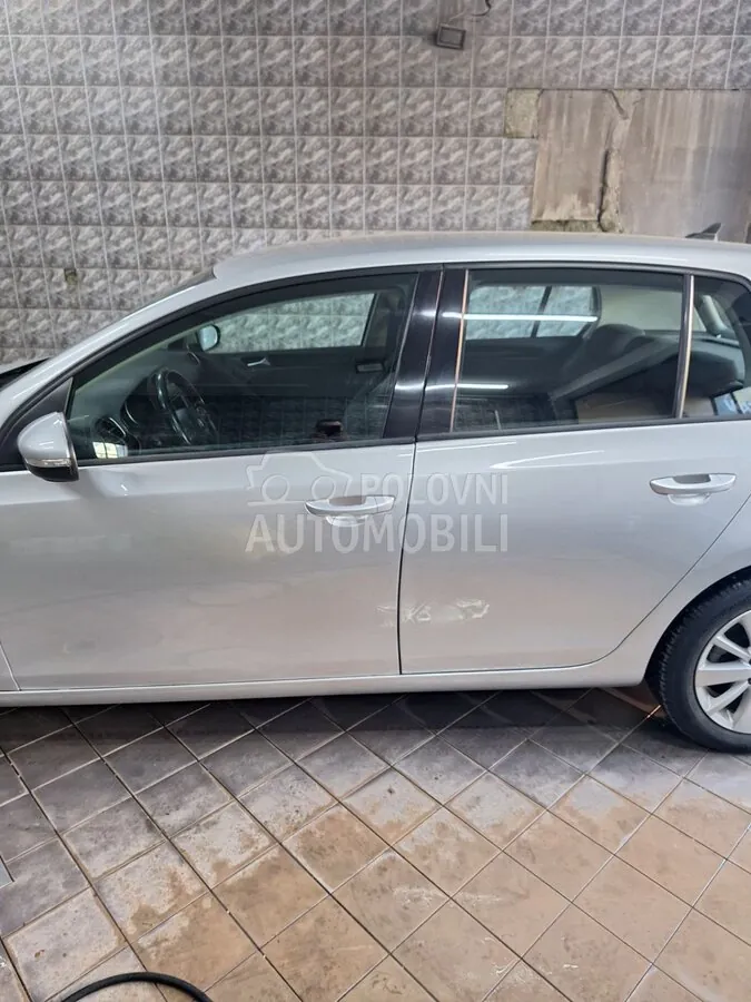 Volkswagen Golf 2011 photo 5