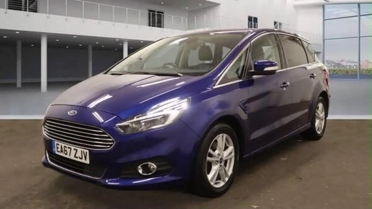 Ford S-Max 2017 photo 2