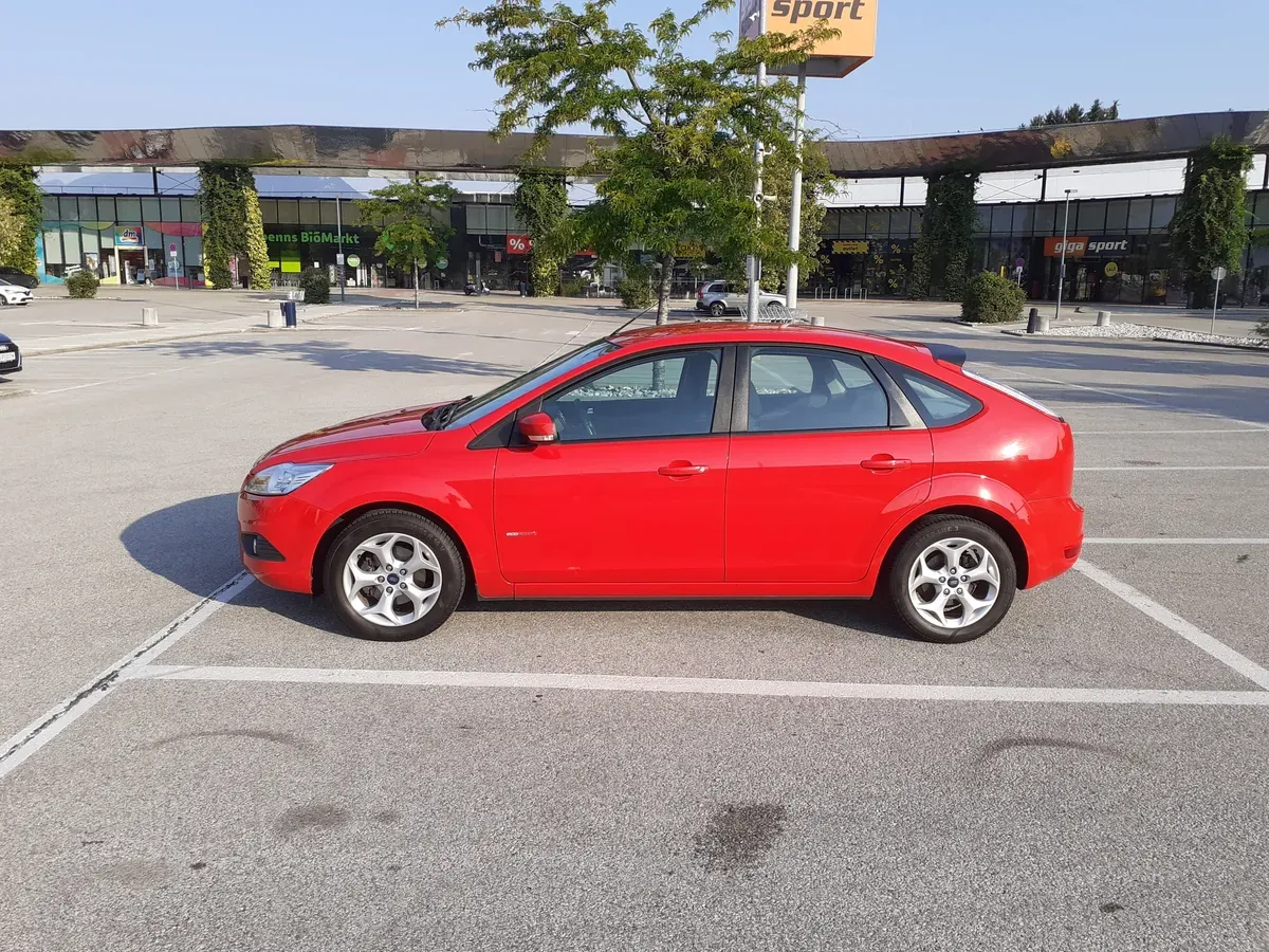 Ford Focus 2008 photo 2