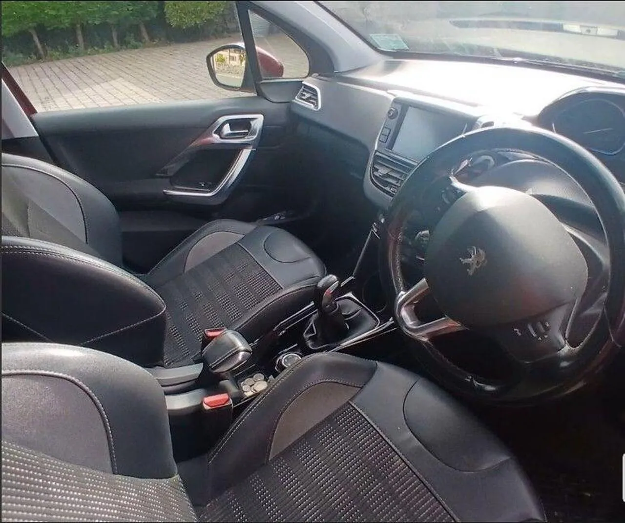 Peugeot 2008 2018 photo 3