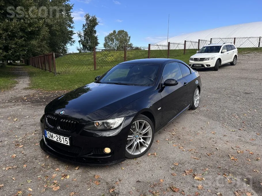 BMW 320 2008 photo 2