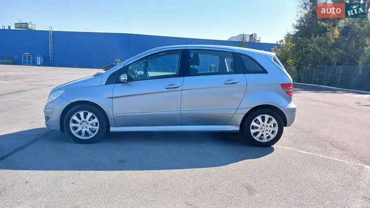 Mercedes-Benz B-Class 2006 photo 3