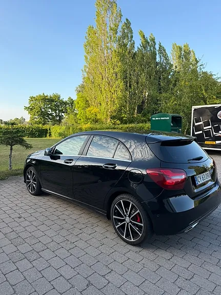 Mercedes-Benz A180 D 2016 photo 4