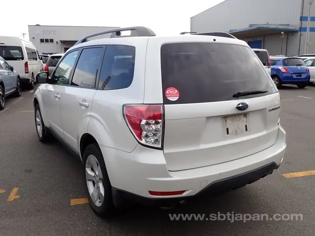 Subaru Forester 2010 photo 3