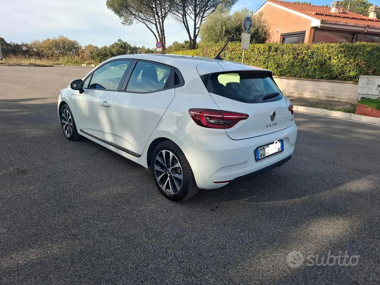 Renault Clio 2021 photo 2