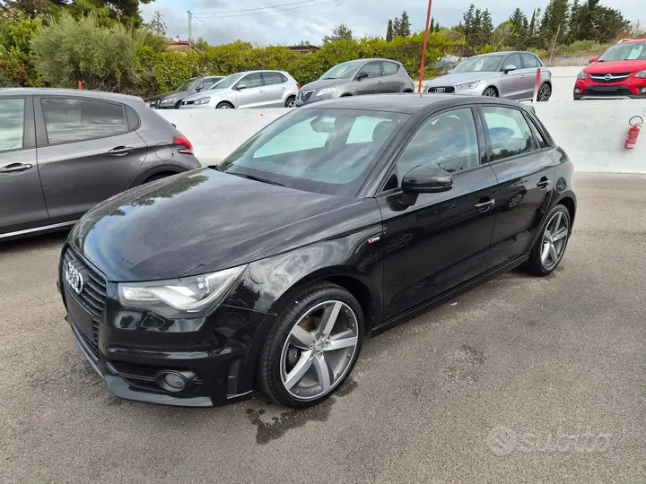 Audi A1 2014 photo 2