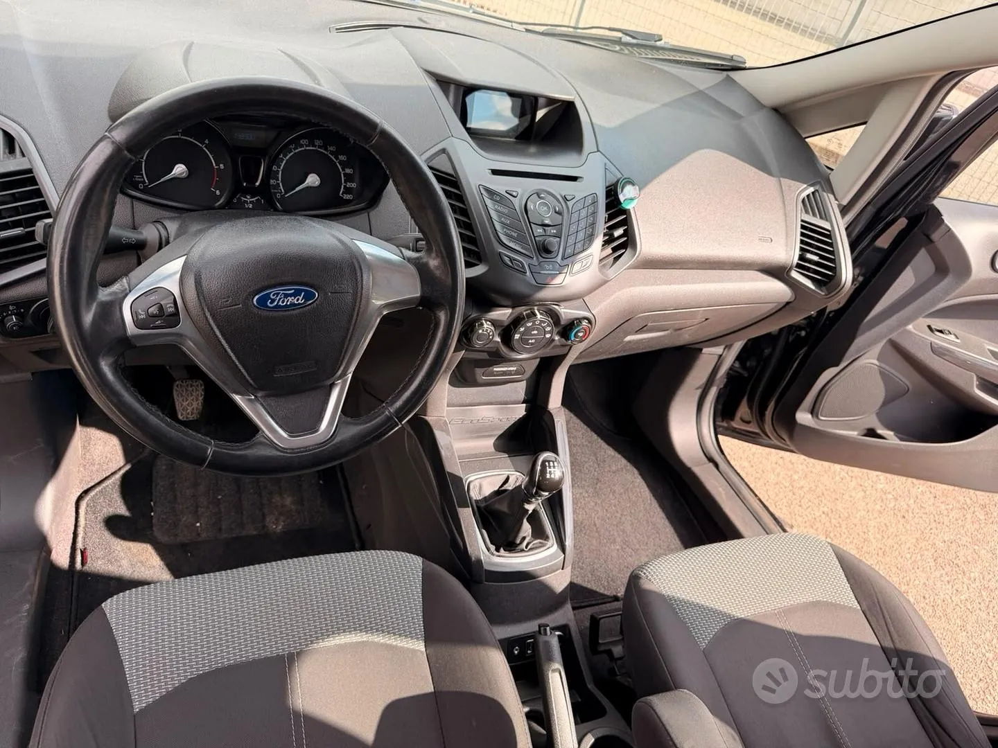 Ford Ecosport 2015 photo 5