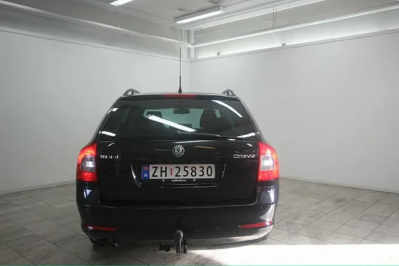 Skoda Octavia 2009 photo 3