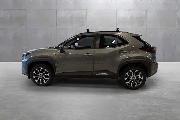 Toyota Yaris Cross 2023 photo 2