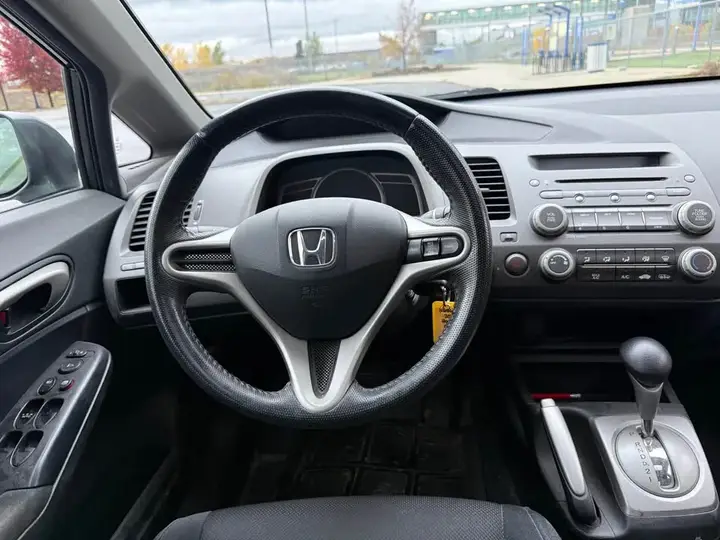 Honda Civic 2011 photo 4