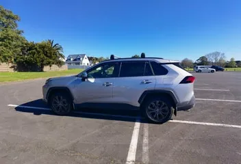Toyota Rav4 2023 photo 4