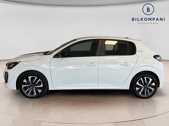 Peugeot 208 2025 photo 2