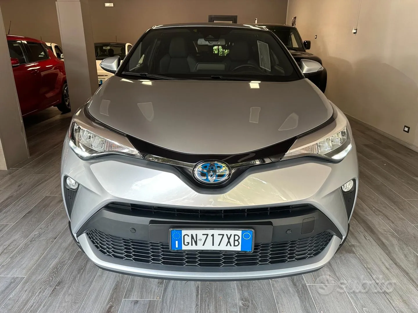 Toyota C-Hr 2023 photo 2