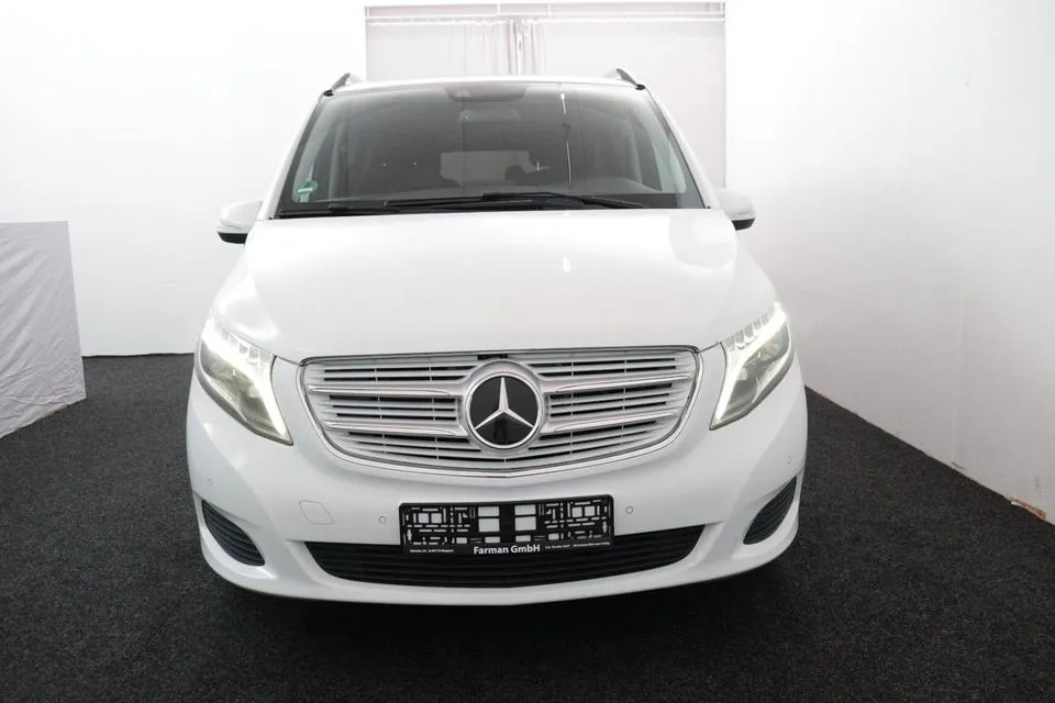 Mercedes-Benz V 220D