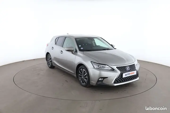 Lexus Ct 200H 2018 photo 4