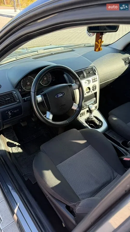 Ford Mondeo 2002 photo 5