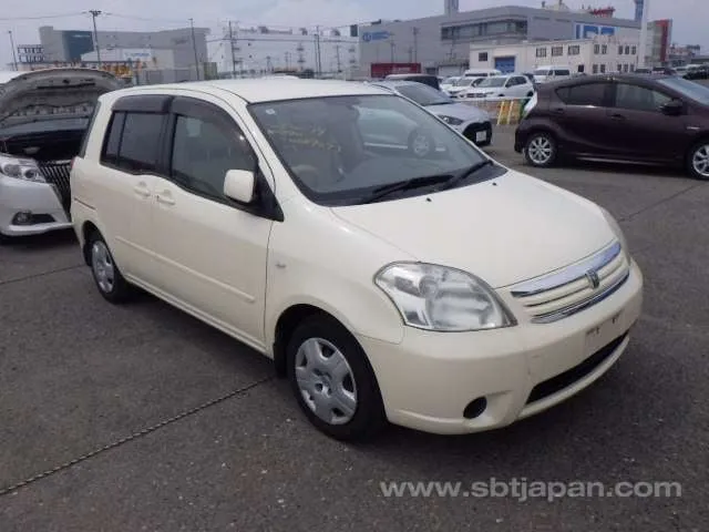 Toyota Raum