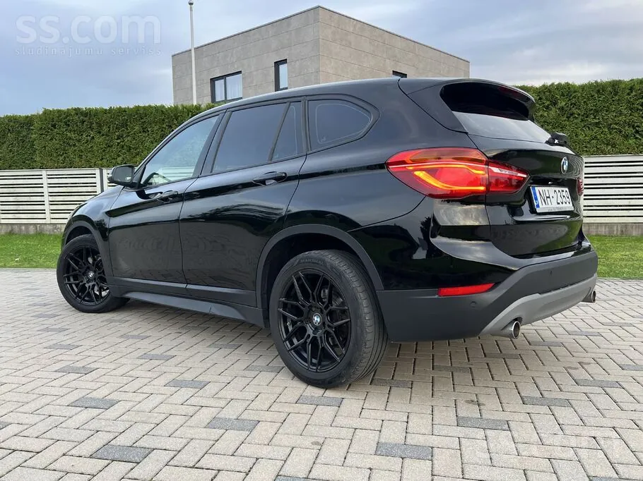 BMW X1 2019 photo 4