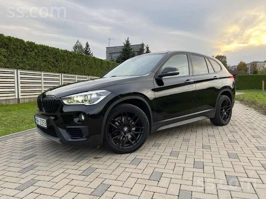 BMW X1 2019 photo 2