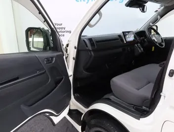 Toyota Hiace 2021 photo 5