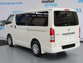 Toyota Hiace 2021 photo 3