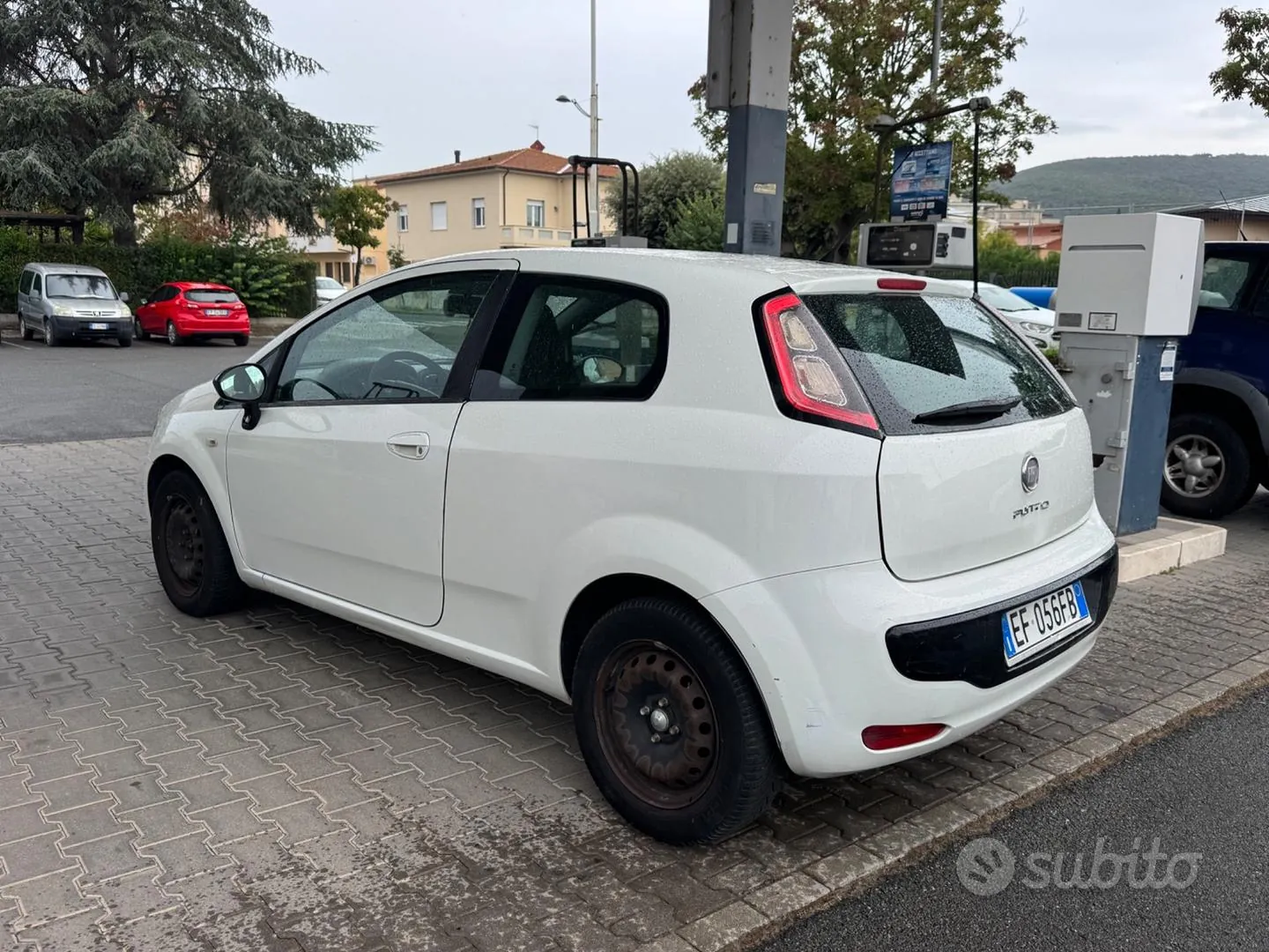 Fiat Punto Evo 2011 photo 4