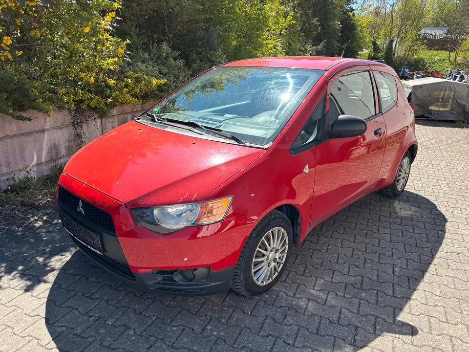Mitsubishi Colt