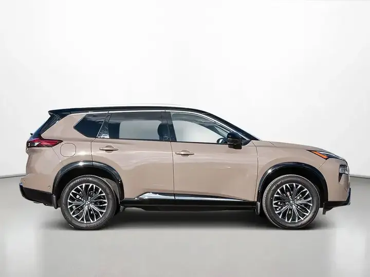 Nissan Rogue 2024 photo 2
